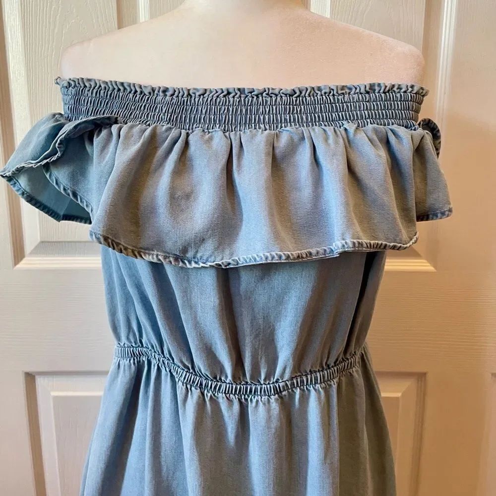 Express Off-Shoulder Ruffle Denim Dress - Picture 3 of 4